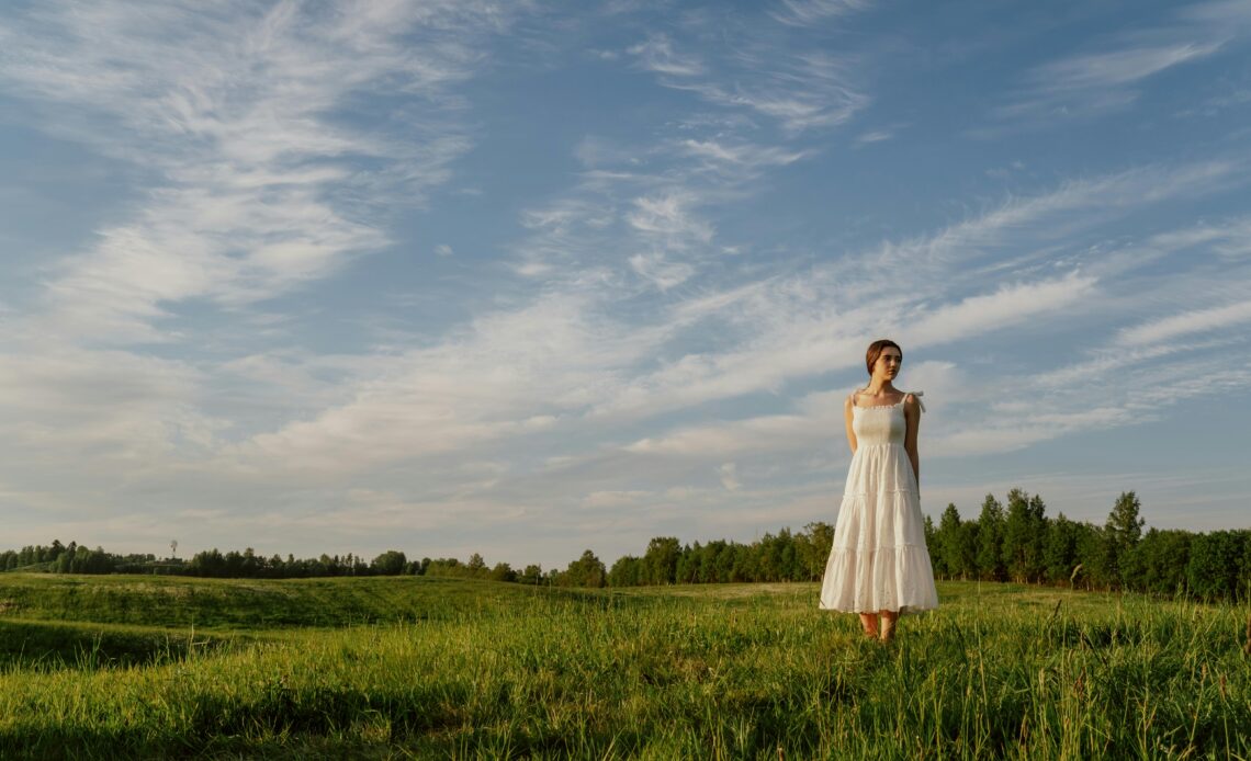 "Easter Dresses for Women: Find Your Perfect Outfit"